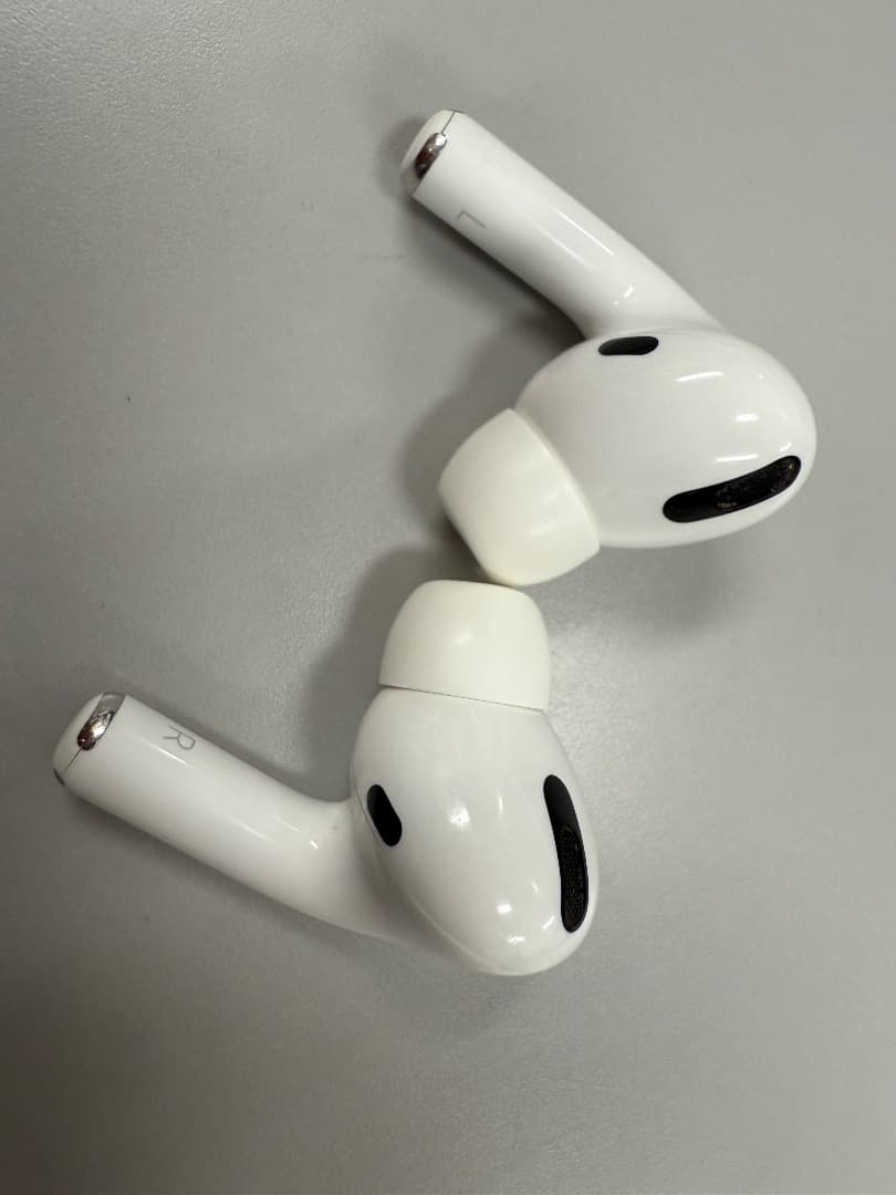 □Appleノイズキャンセリングイヤホン/AirPodsPro MWP22CH