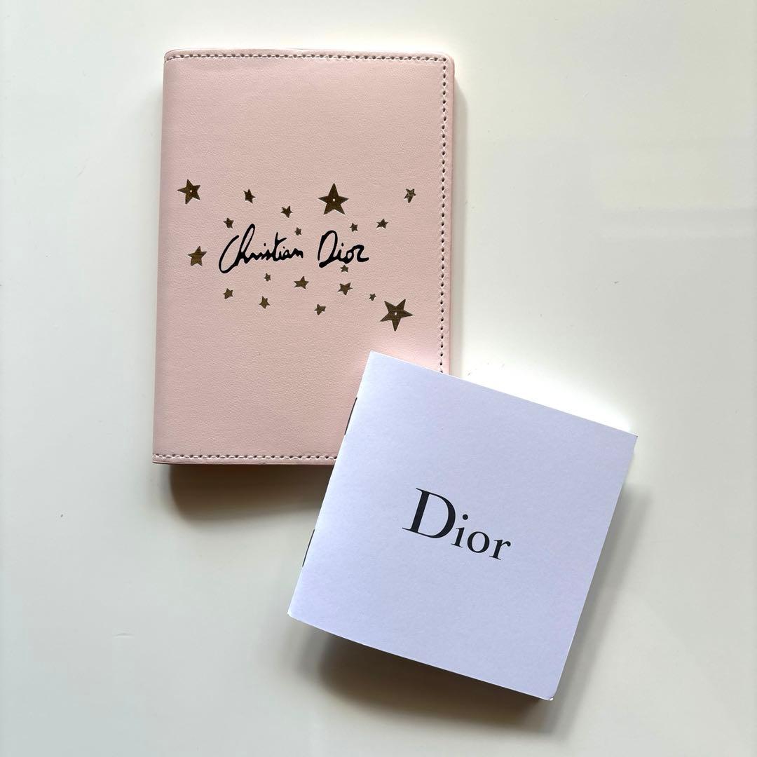 新品 Dior ディオール パスポートケース カバーノベルティ - メルカリ
