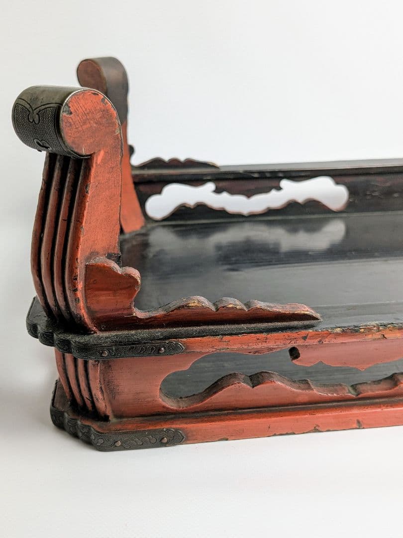 根来四足机　江戸時代　　春日卓　仏教美術　仏具　根来塗