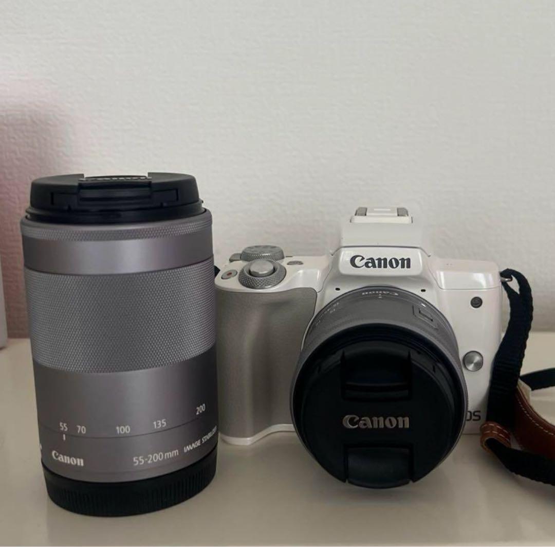 Canon EOS Kiss M ホワイト レンズ2本＋ウツレンズ＋カメラバッグ