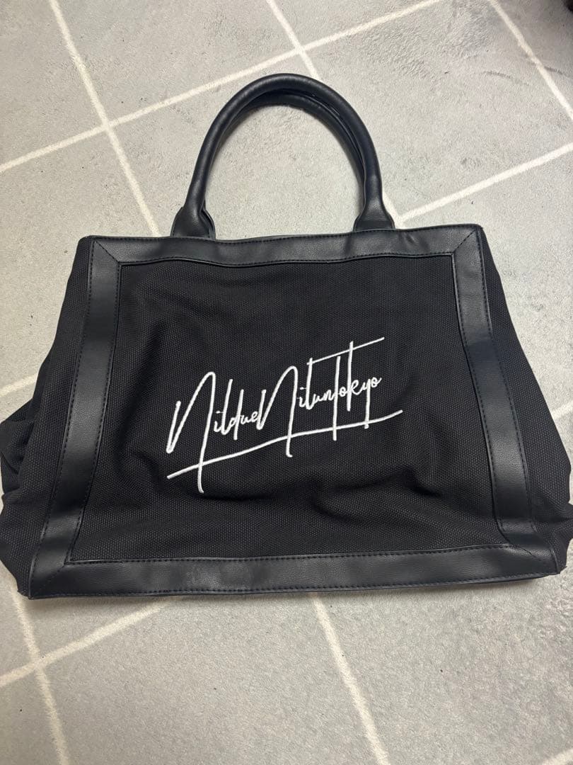 NIL DUE NIL UN アクセサリーケース