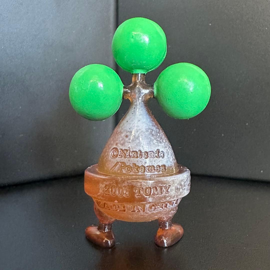 Pokémonモンコレ劇場版クリアver.『ルカリオ／ウソハチ』初期 TOMY製