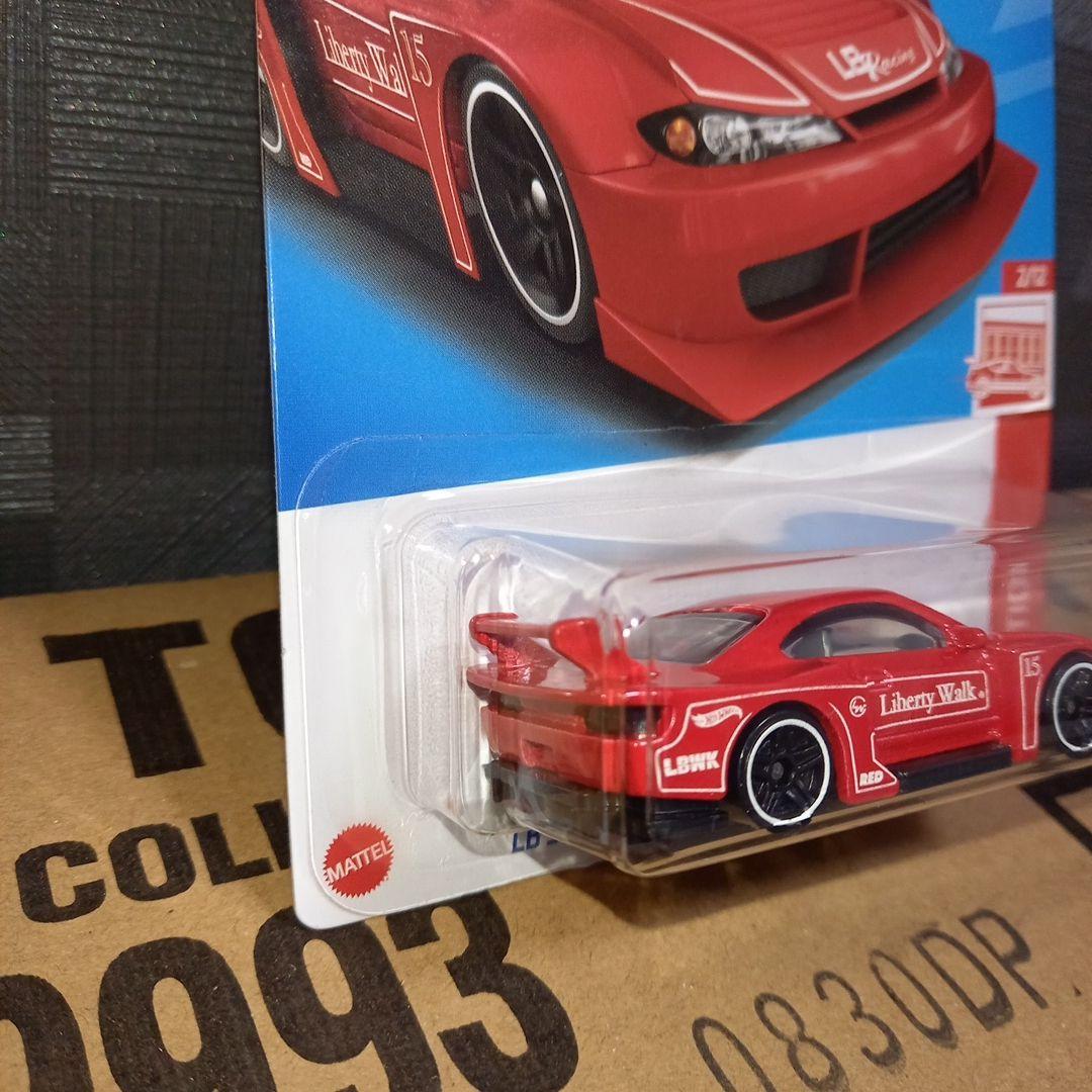②ホットウィールLBWKリバティーウォークシルビアS15レッドエディション