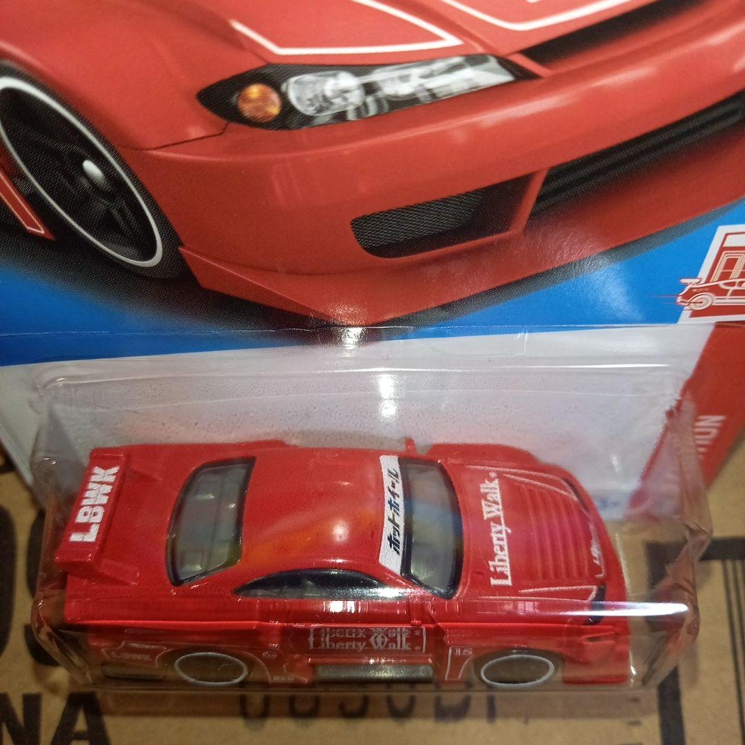 ②ホットウィールLBWKリバティーウォークシルビアS15レッドエディション