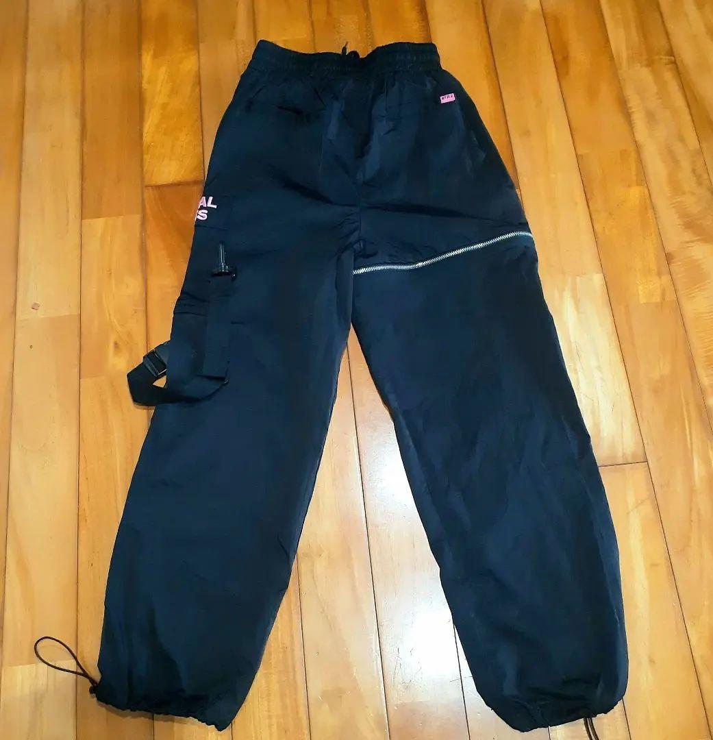 [FR2 梅]NO SEXUAL SERVICE カーゴパンツ