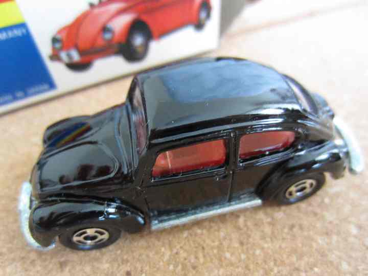 外国型トミカ／フォルクスワーゲン／ビートル／ブラック トミカ フォルクスワーゲン ザ・ビートル 世田谷バグバージョン