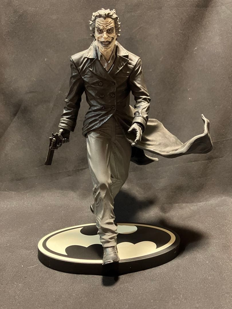 DCダイレクト スタチュー ジョーカー ブラック&ホワイト リー