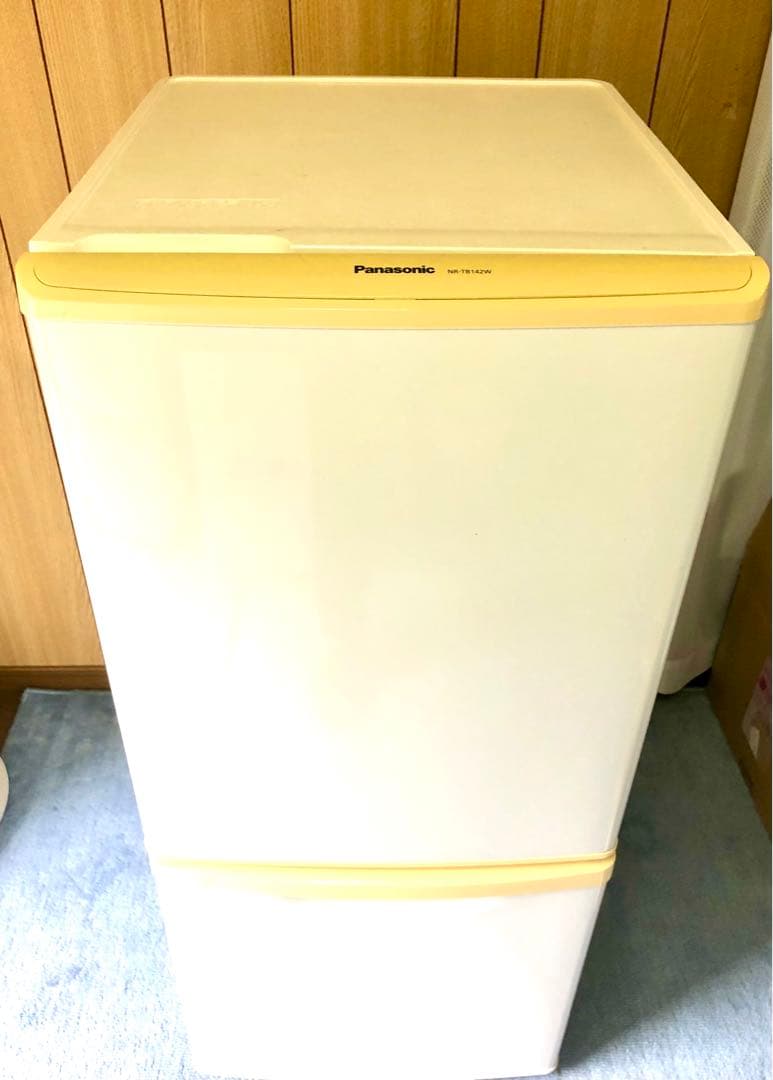 ノンテフロン冷凍冷蔵庫 ホワイト 138L