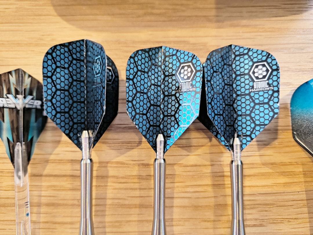 【比較的美品・2セット】ダーツ・ケース付き