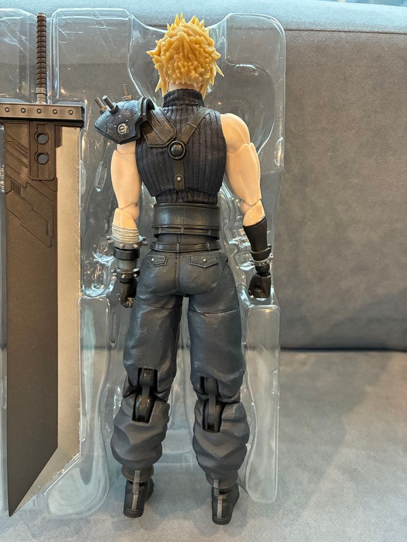 ファイナルファンタジー7 FF7 クラウド プレイアーツ改