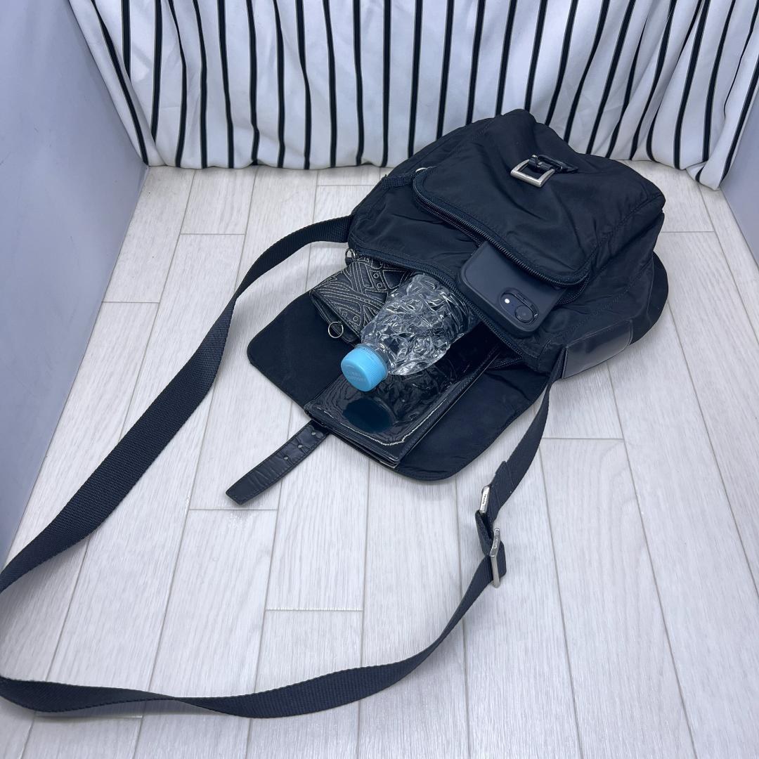 【美品】PRADA×プラダ ギャランティ有り斜めがけショルダーバッグ