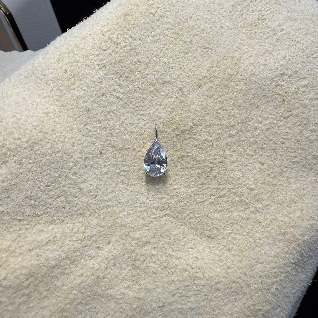 ぐらす客 ペンダント 1.1ct PT950