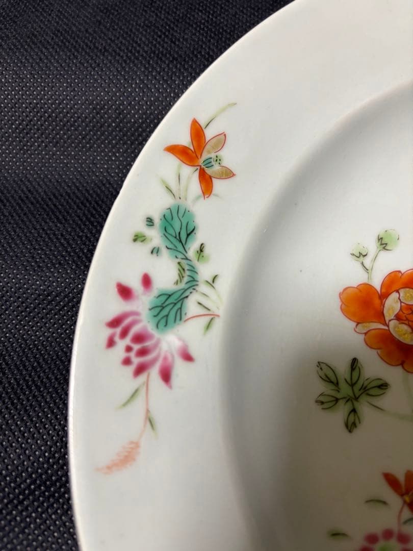 中国古美術品 清の乾隆時代 粉彩花卉洞石中皿 本物