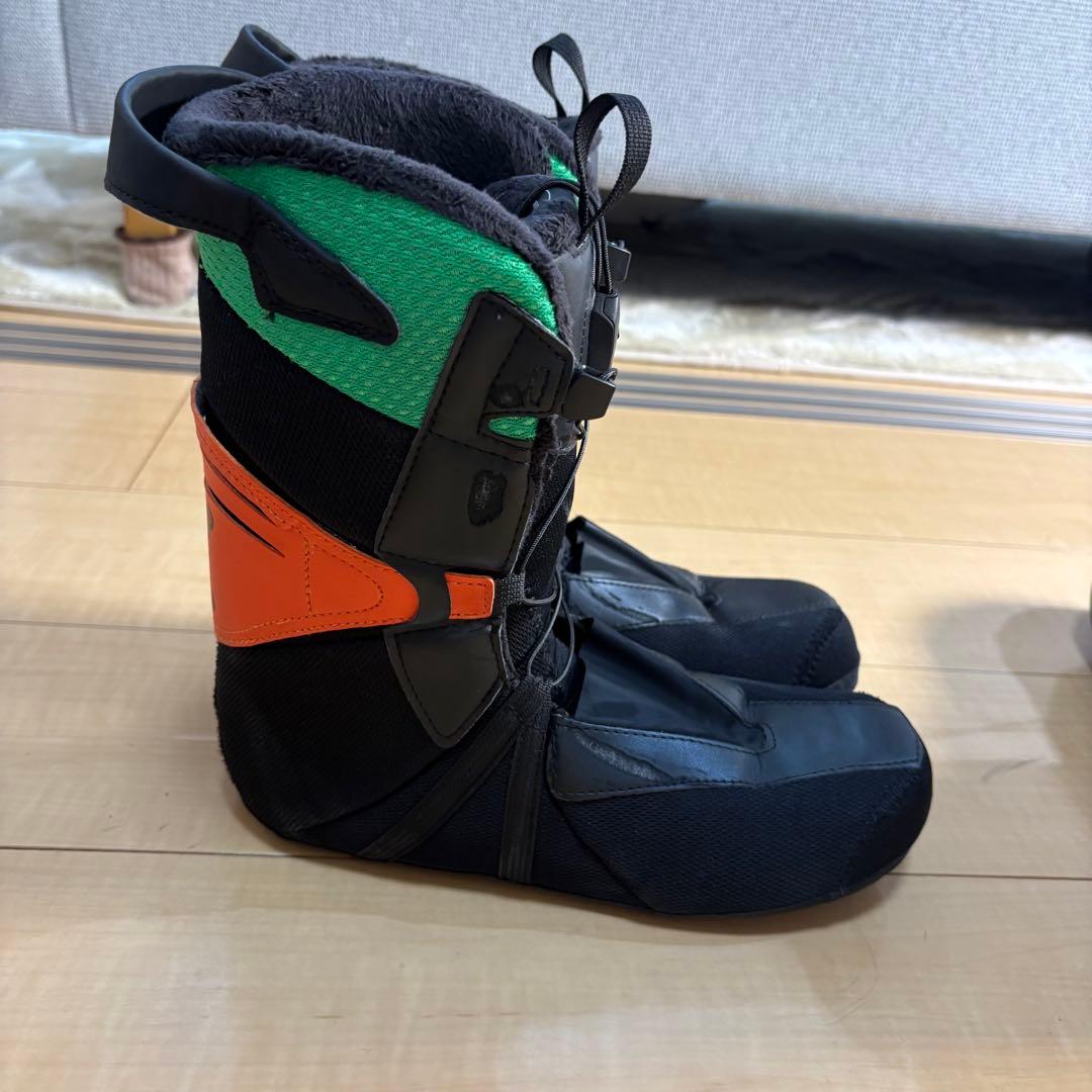 SALOMON SYNAPSE WIDEメンズ　スノーボード　ブーツ　26cm