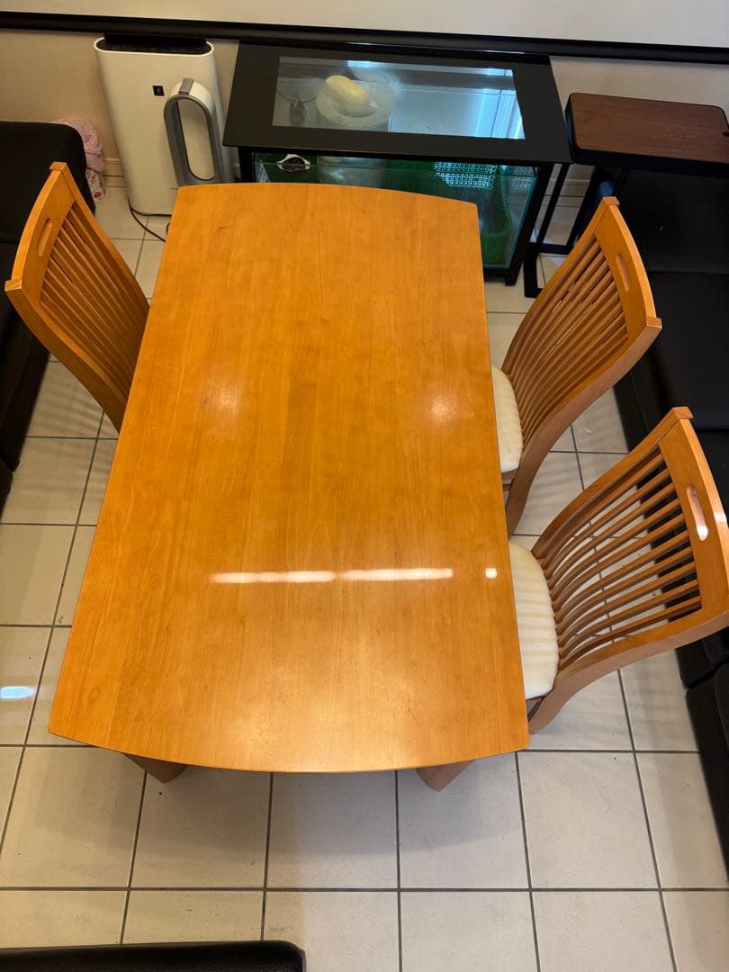 木製長方形ダイニングテーブル 4人掛け