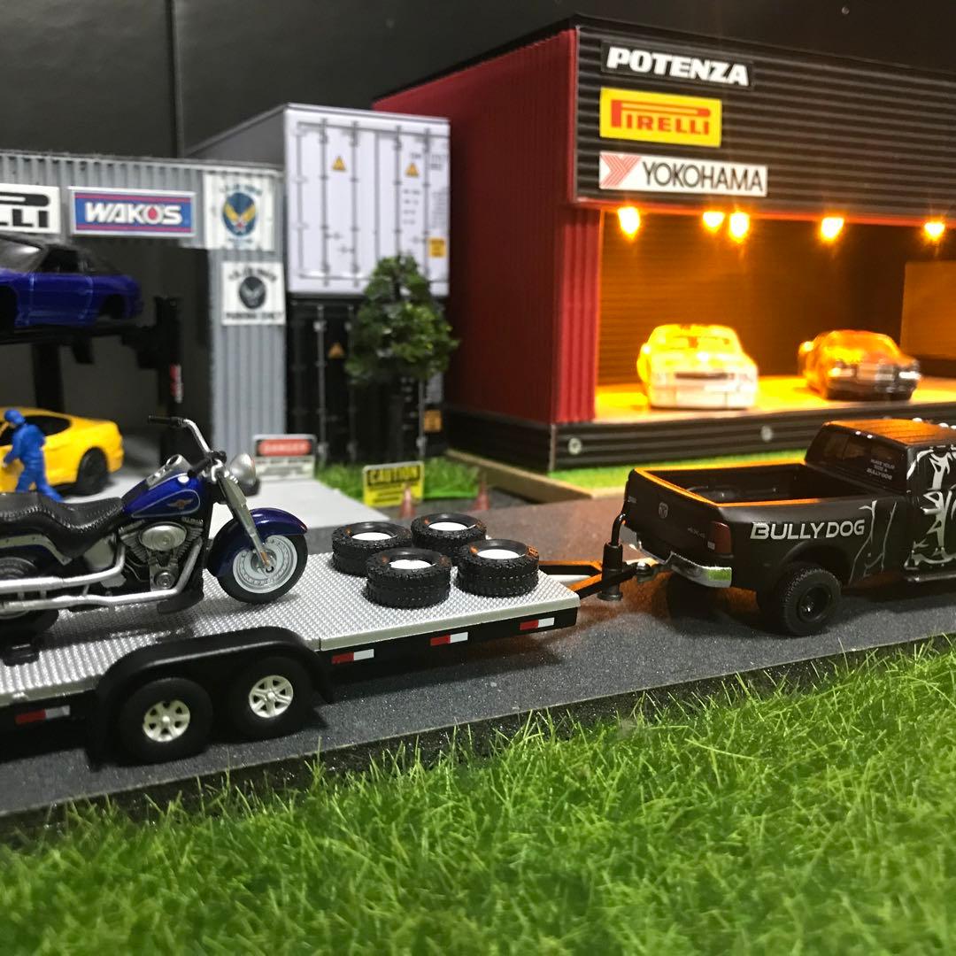 RAM3500 BULL DOGデザイン ロングトラックと ベッドトレーラー②