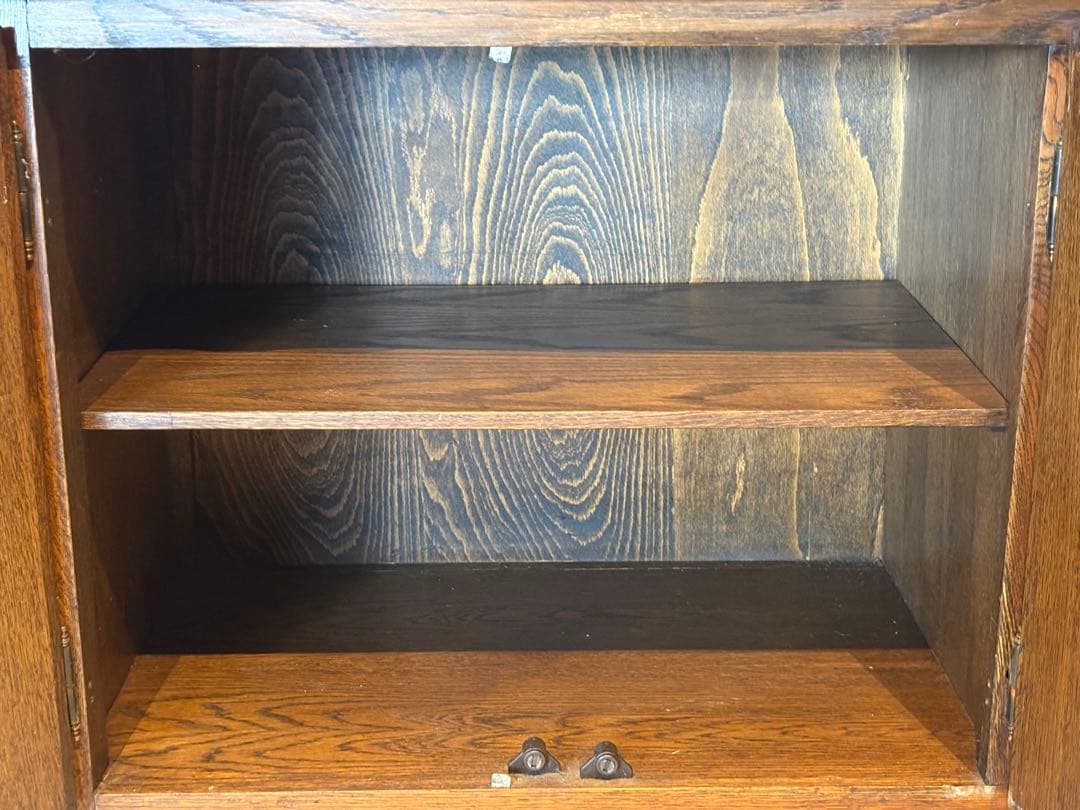 ヨーロピアン クラシック オーク材 サイドボード クラシカル アンティーク