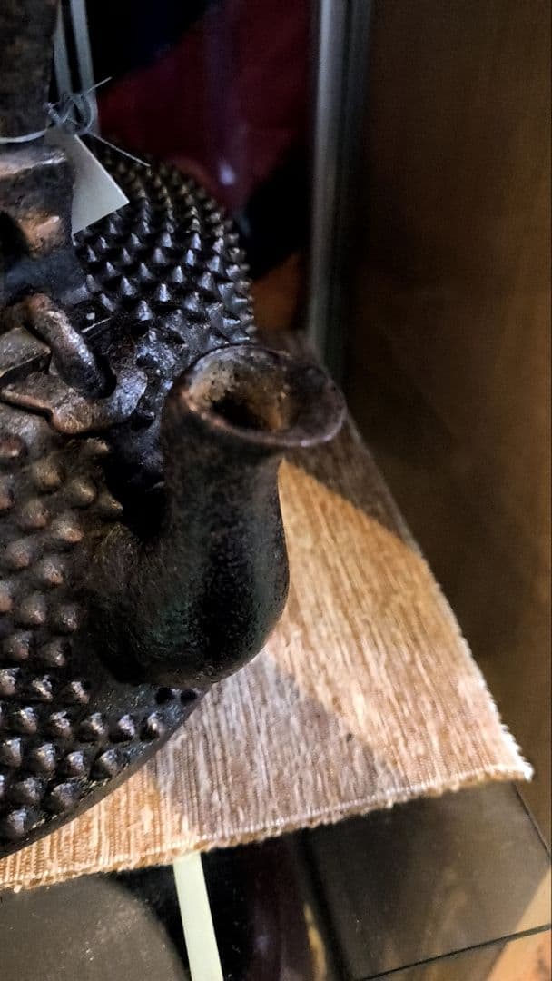 貴重！鋳鉄製 アラレ模様 鉄瓶 南部鉄器 大 霰石 骨董 時代物 貴重