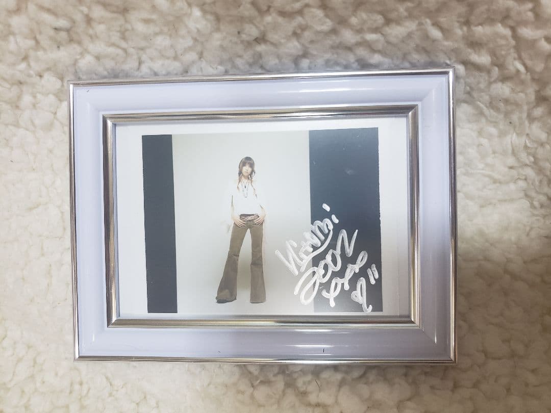 hitomi 直筆サイン入りポラロイド 公式 hitomi直筆サイン入りポラロイド