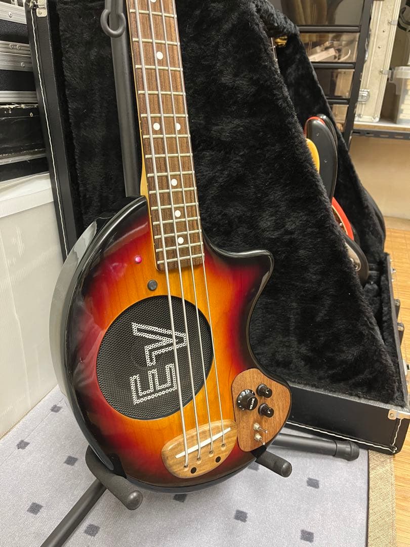 ゾーさんベース FERNANDES Fernandes PIE-ZOエレキベース サンバースト