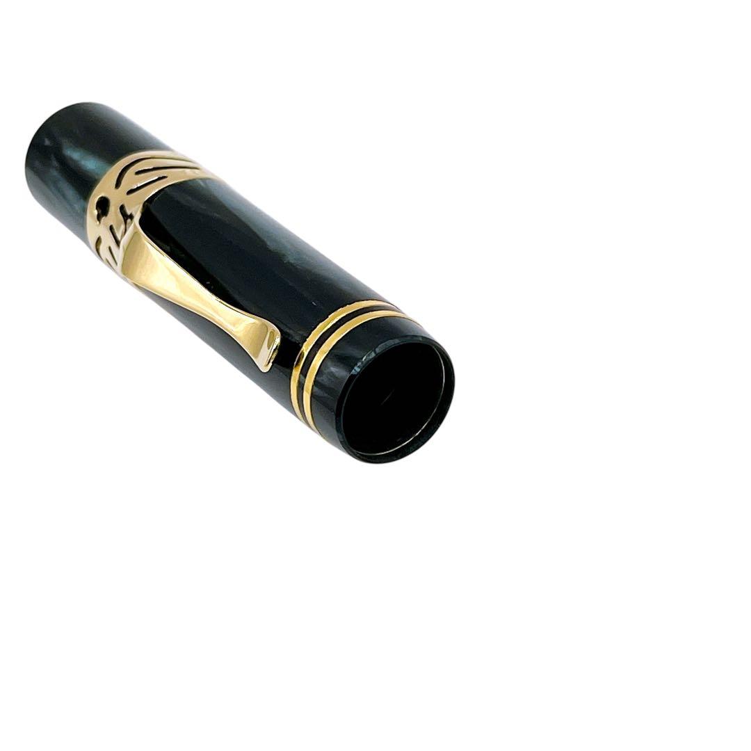 美品 ヴィスコンティ 万年筆 レジン 金 ゴールド 黒 ブラック ユニセックス