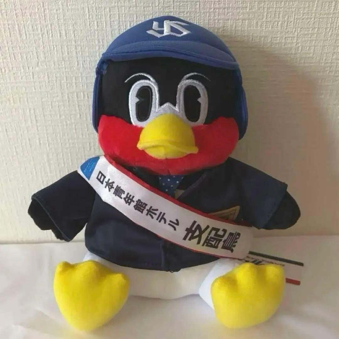 お座りつば九郎 日本青年館ホテル 支配鳥Ver. - メルカリ