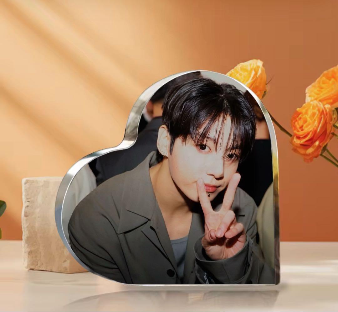 14点ぐく丸吉様ジョングクアクリルブロック