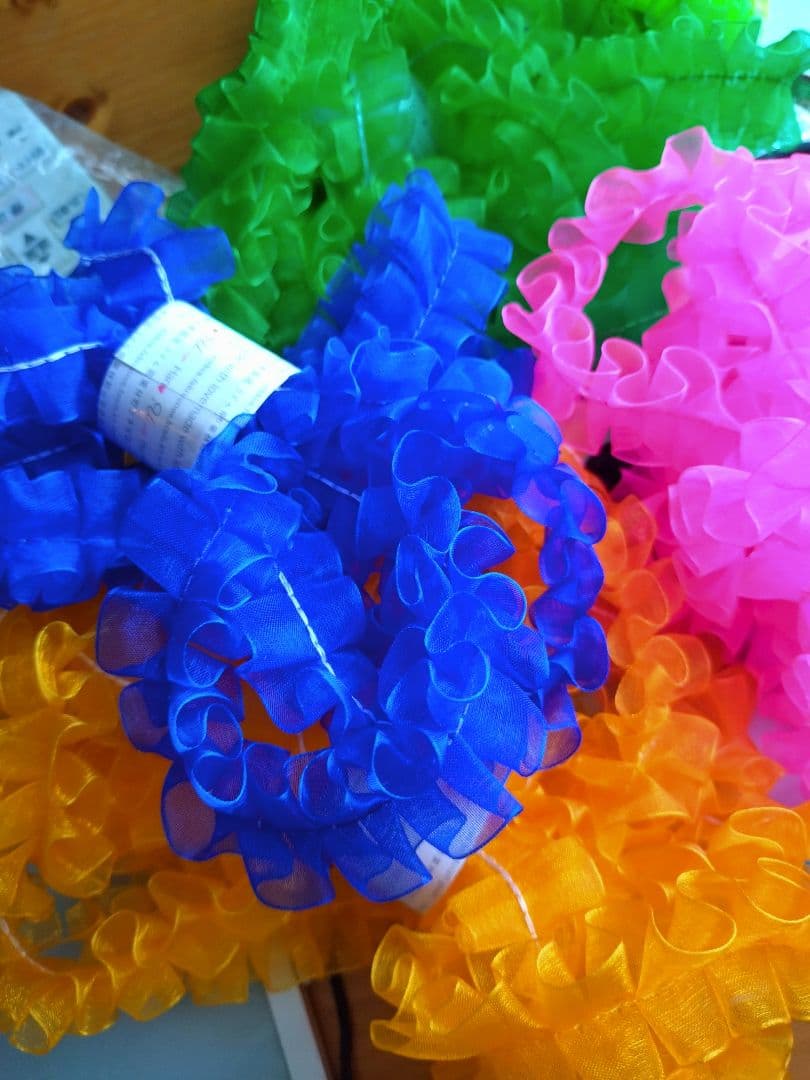 オーダー見本】パラコード スマホハンドストラップ フリル 推し活 アイドル