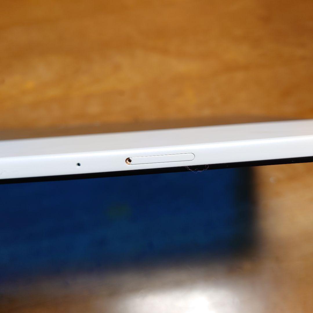 LAVIE T11 (112K1) ホワイト タブレット T1175BAS 中古 - メルカリ