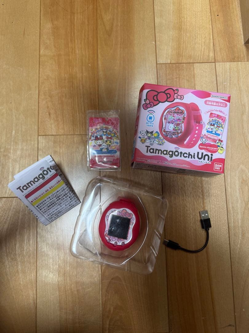 動作確認済 たまごっち ユニ Tamagotchi Uni サンリオ キティ