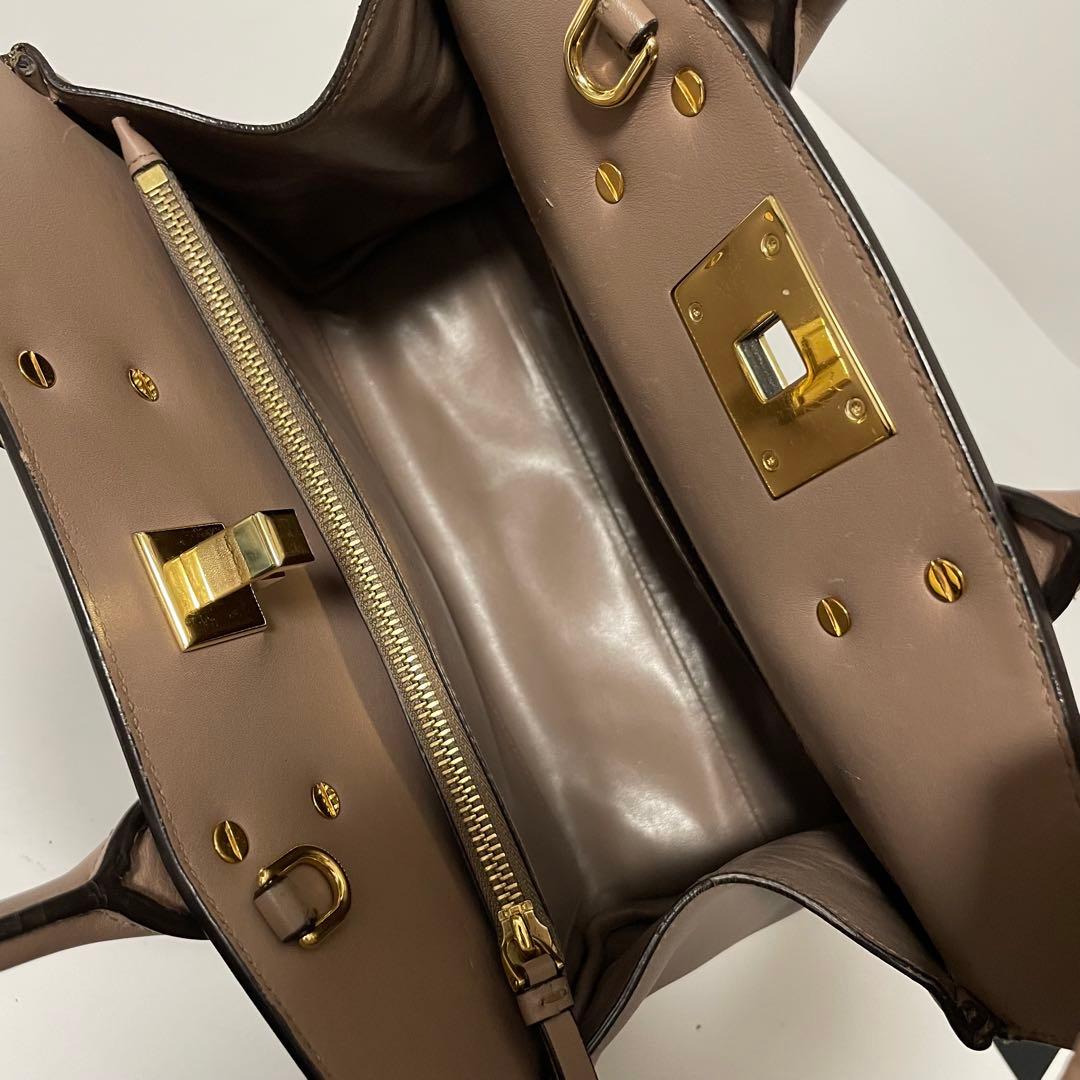 ✨極美品✨　Salvatore Ferragamo スタジオ　ハンドバッグ