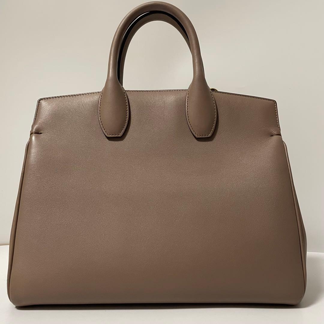 ✨極美品✨　Salvatore Ferragamo スタジオ　ハンドバッグ