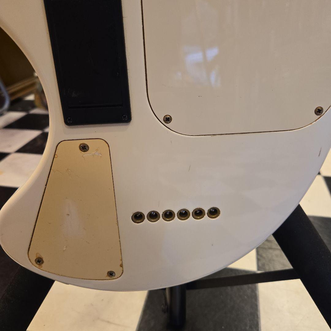 FERNANDES ZO-3 読売ジャイアンツ 限定 アンプ内蔵ギター