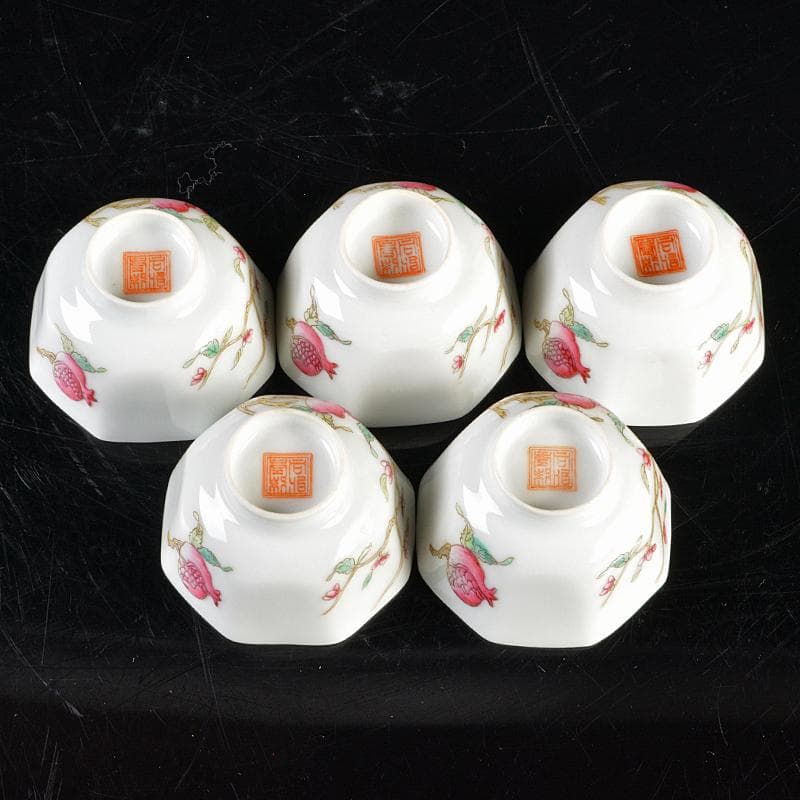 中国 同治年製款 粉彩 螽斯柘榴文 八角煎茶碗 五客