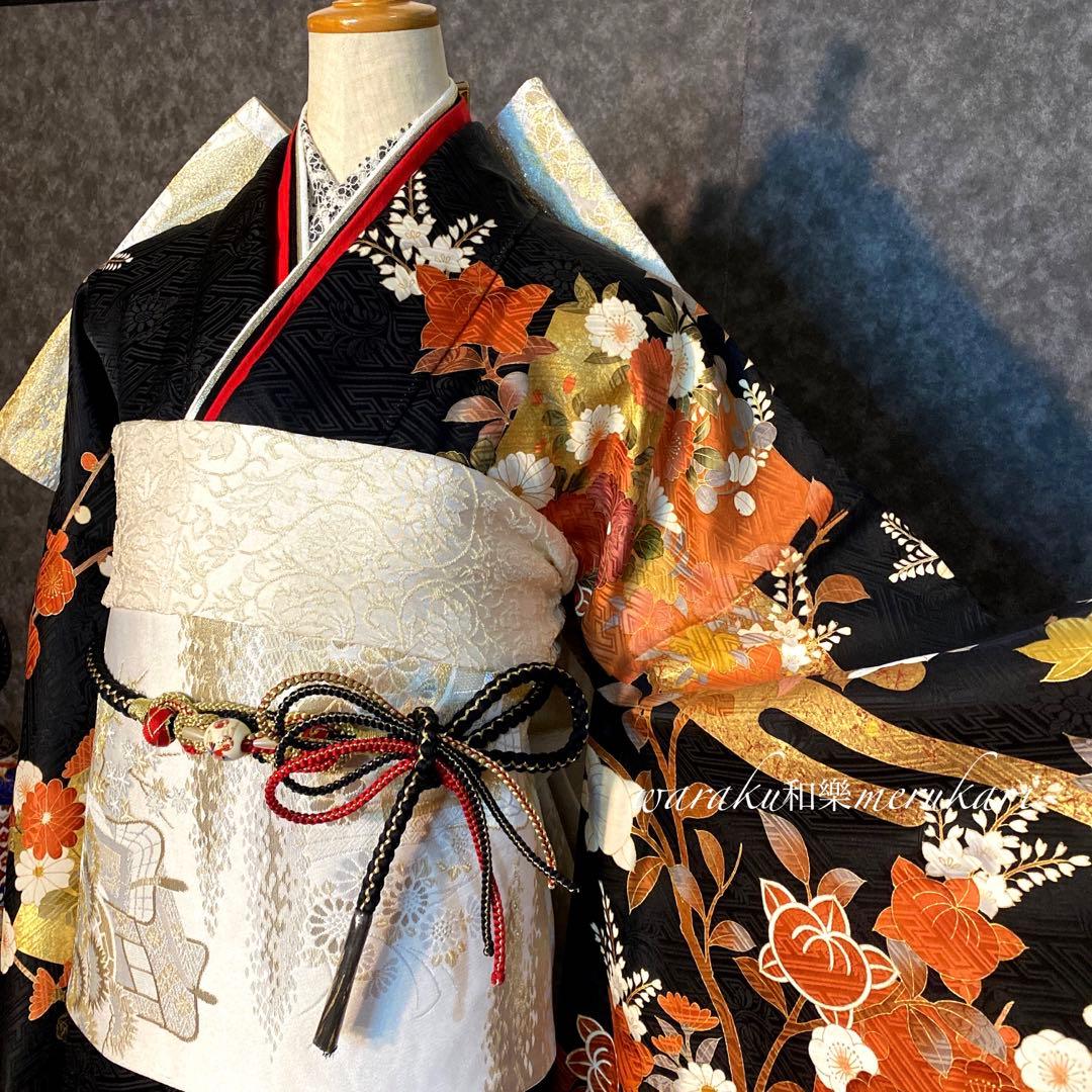 ◾️黒地橘牡丹鶴紋地紋入り正絹◾️金駒金彩加工◾️逸品