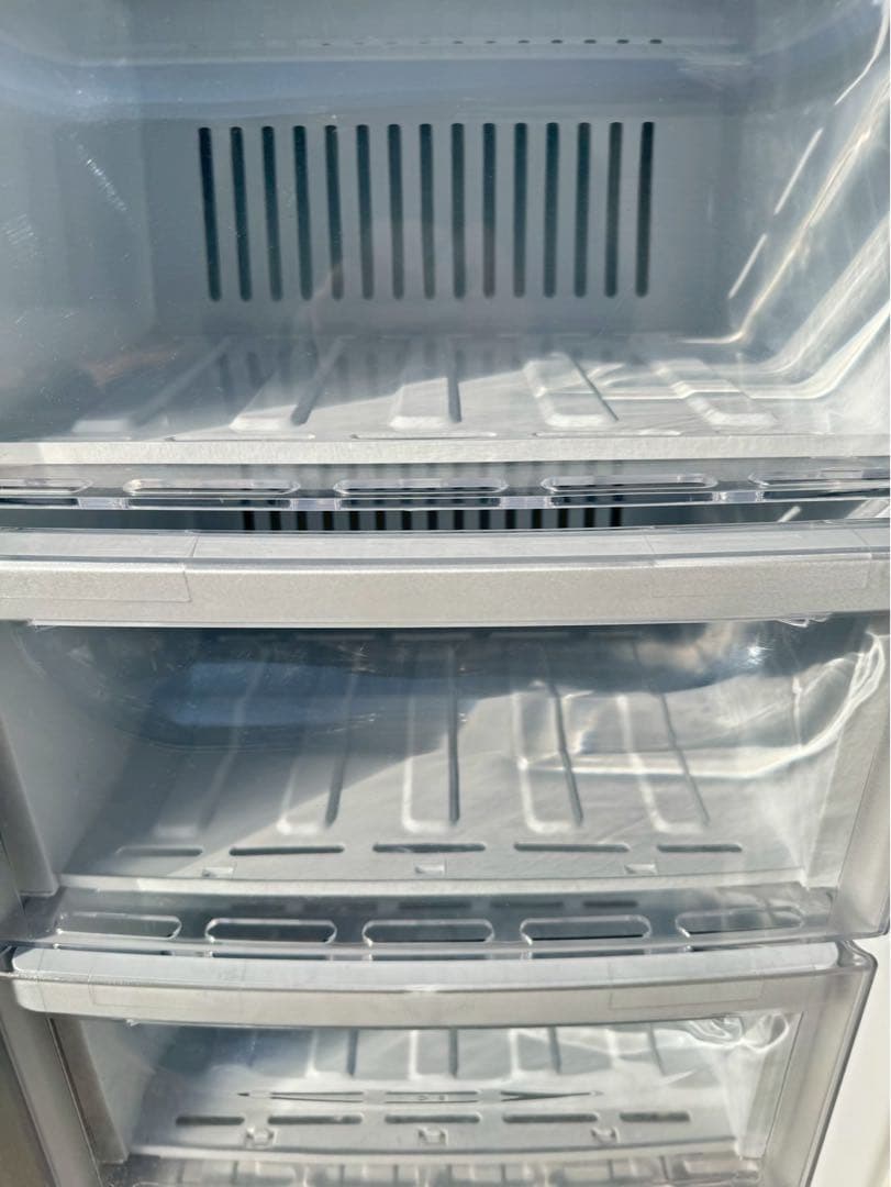 20年製 三菱 冷凍庫 縦型 121L MF-U12D-S1