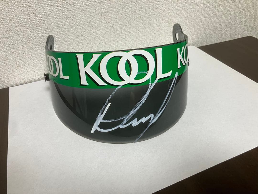 チームKOOLグリーンポール・トレイシーサイン入ヘルメットバイザー