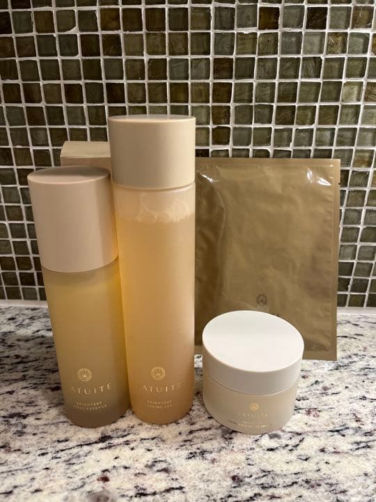 ファチュイテ FATUITE 化粧水・美容液・夜用乳液 (パック付き)