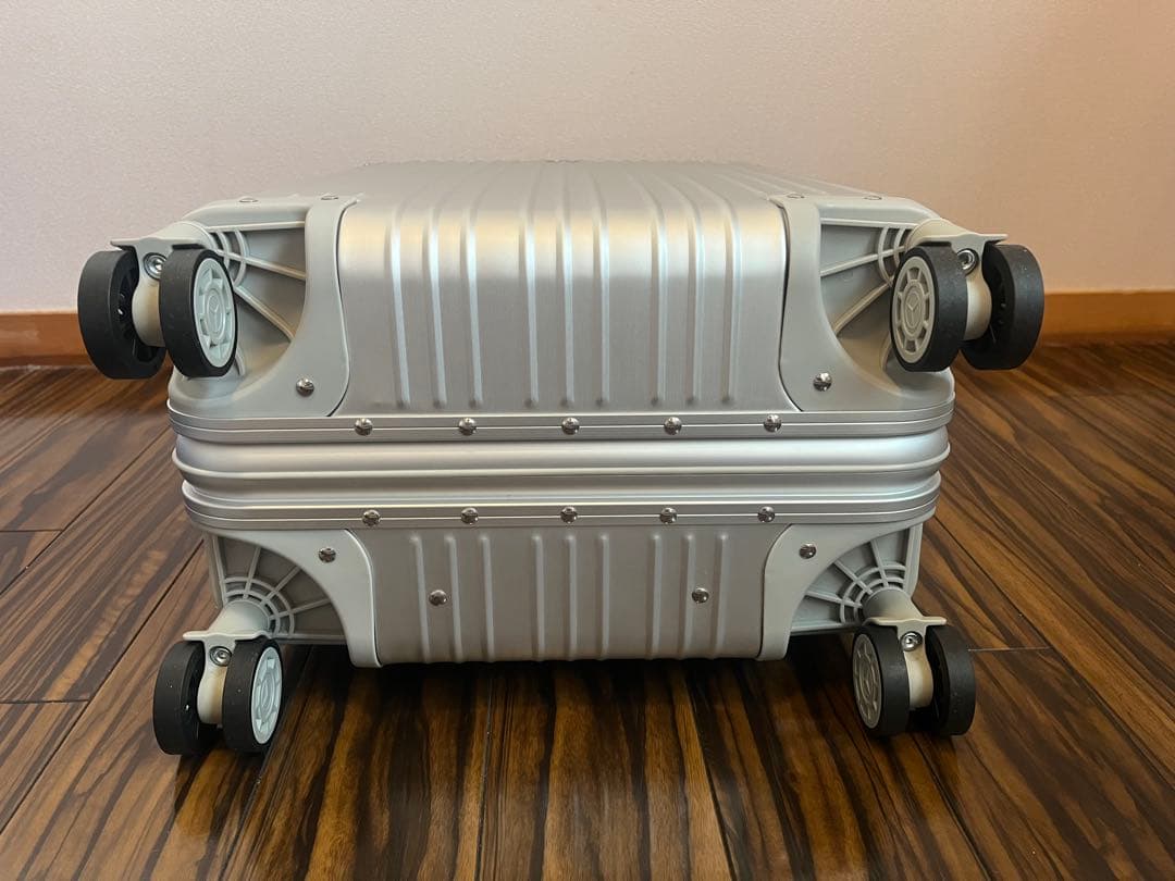 週末限定値下げ¥45000→¥40000ベンツキャリーケース32L