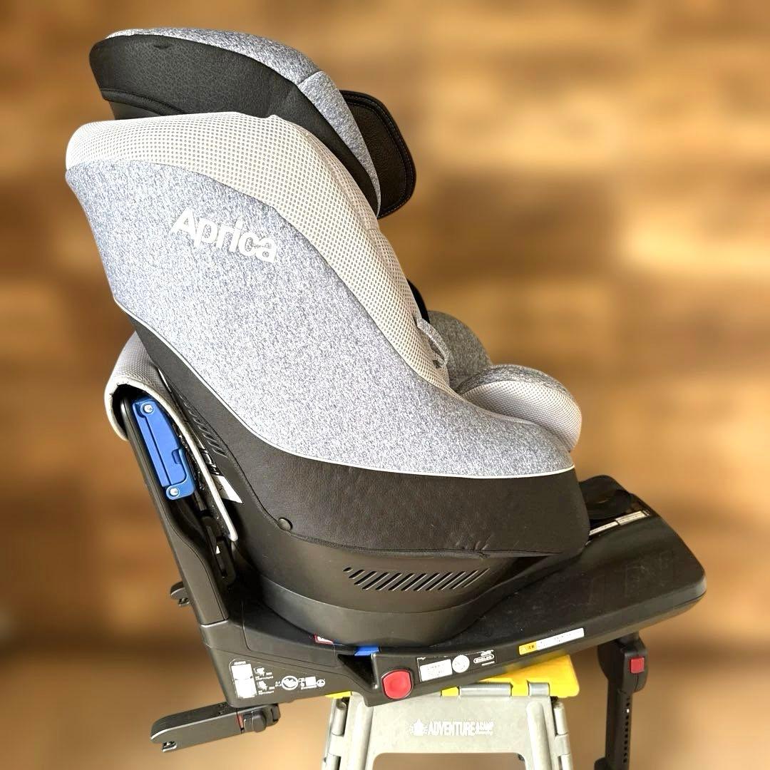 Aprica チャイルドシート グレー ISOFIX クルリラ　新生児