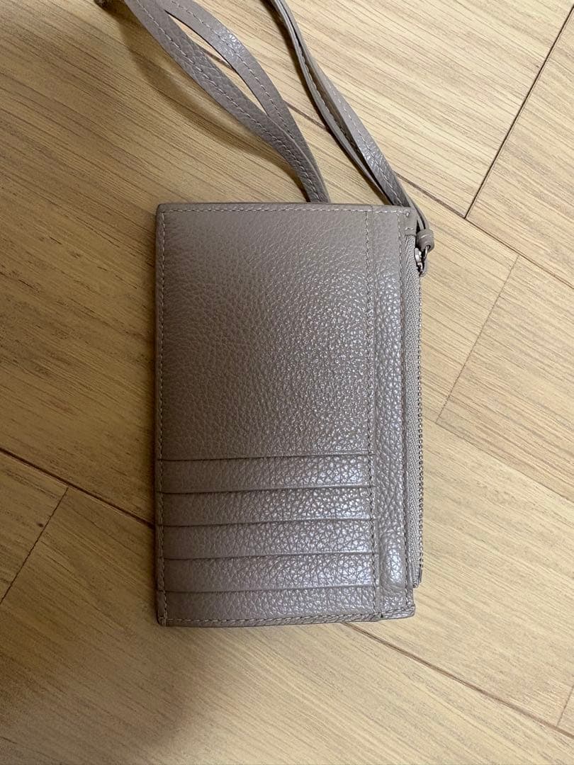 ク*エ様 BALENCIAGA ベージュ カードケース 小銭入れ 専用袋付き