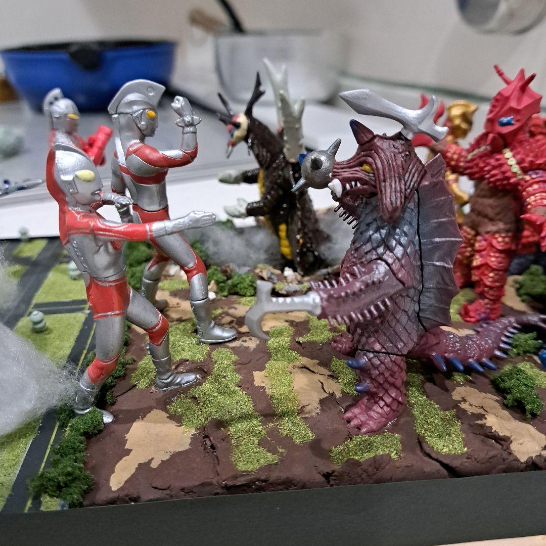 ジオラマ ウルトラ6兄弟