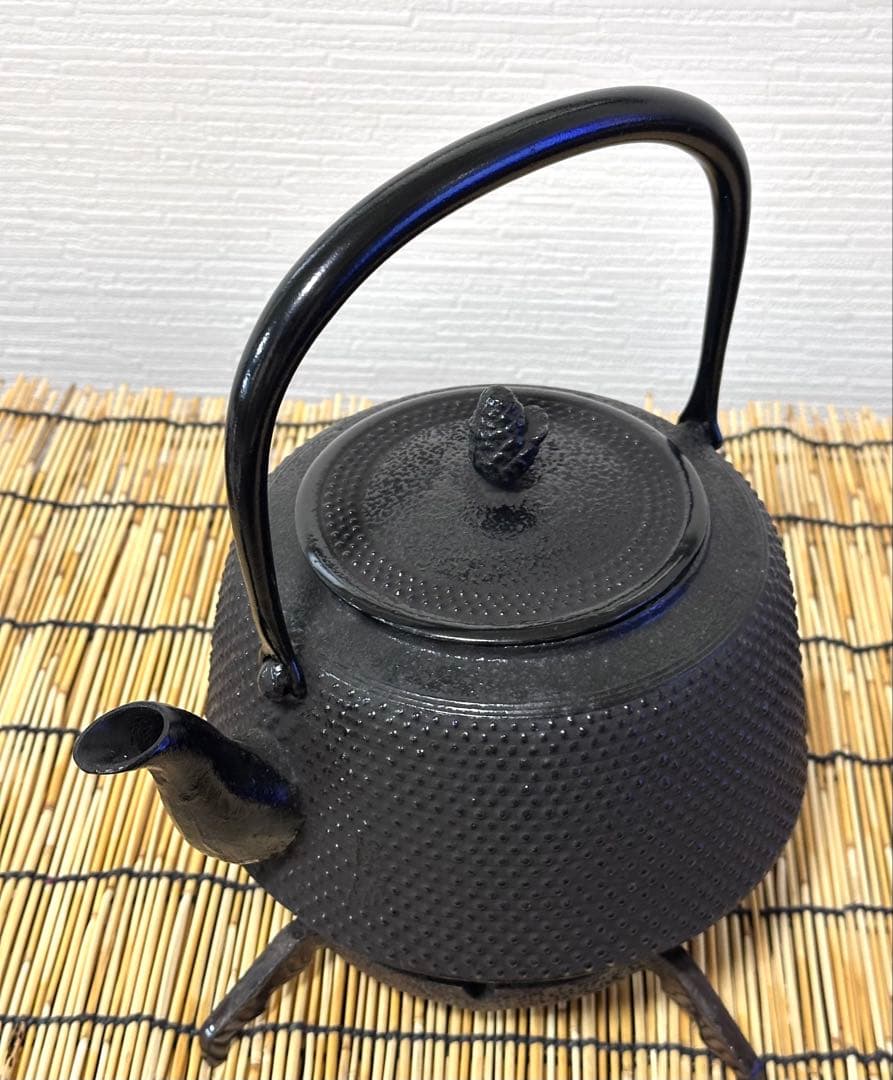 未使用品 工房和秋 金野 和秋作 15型九重アラレ 南部鉄瓶