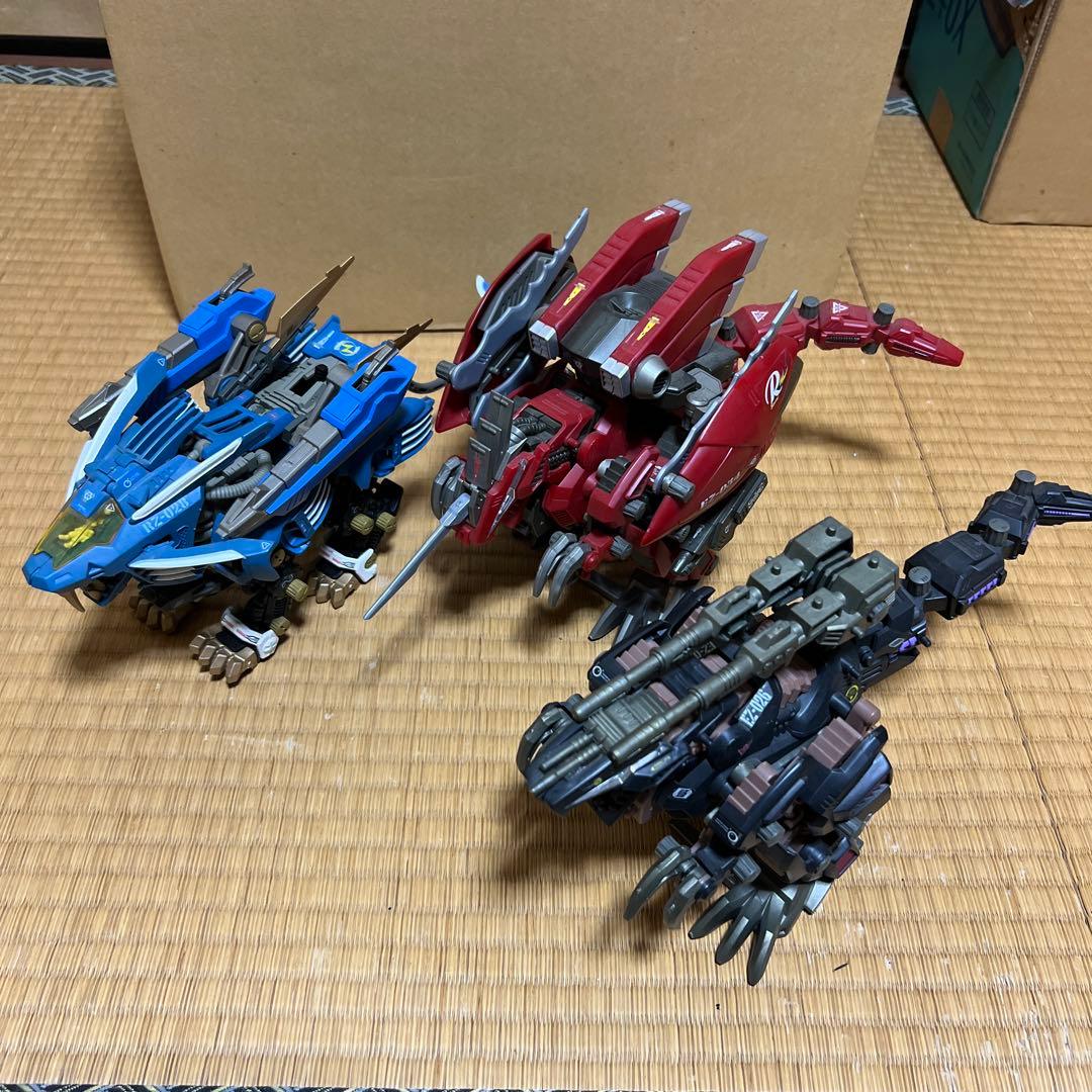 ゾイド 組立済ジャンク品 ブレードライガー ジェノザウラー