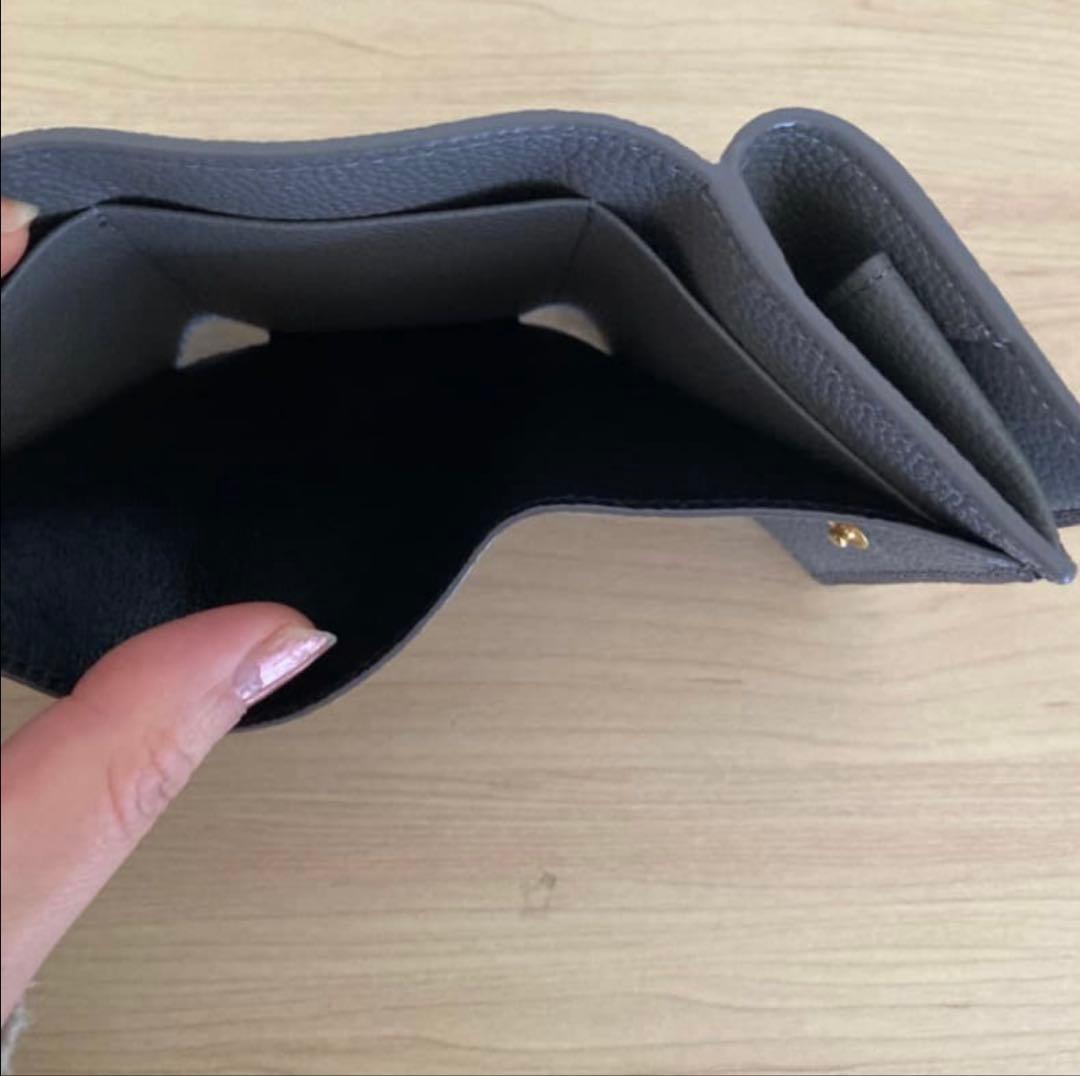 YSL グレー 三つ折り財布