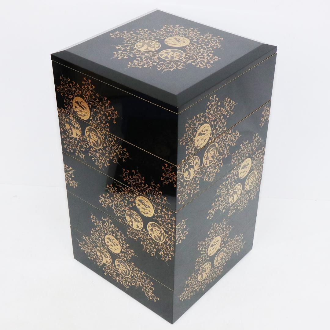 漆器　金蒔絵 花唐草 松竹梅 重箱　 塗師　鐵二　共箱 共布