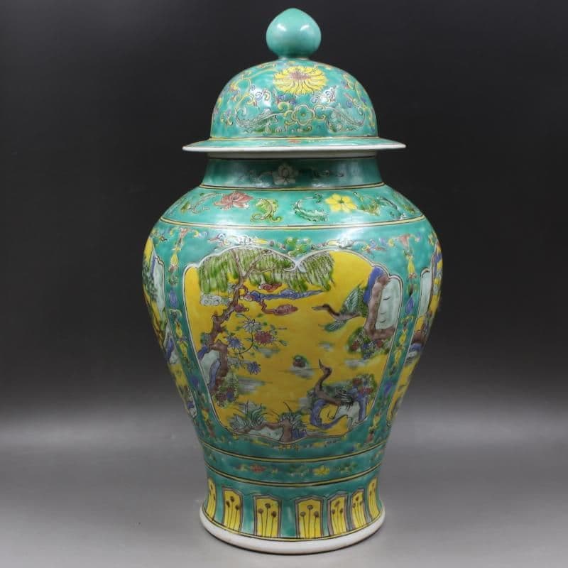 緑地パステル人物松鶴将軍缶 景徳鎮 陶磁器 装飾品 現代工芸品 美術品 置物 緑地パステル人物松鶴将軍缶 景徳鎮 陶磁器 装飾品 現代工芸品 美術品