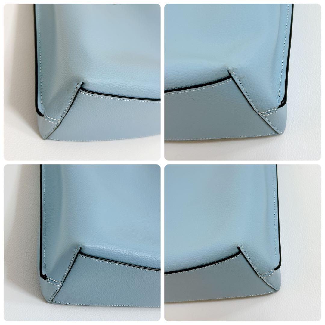 極美品 コーチ モリー バケットバッグ 22 2way レザー ショルダー 水色