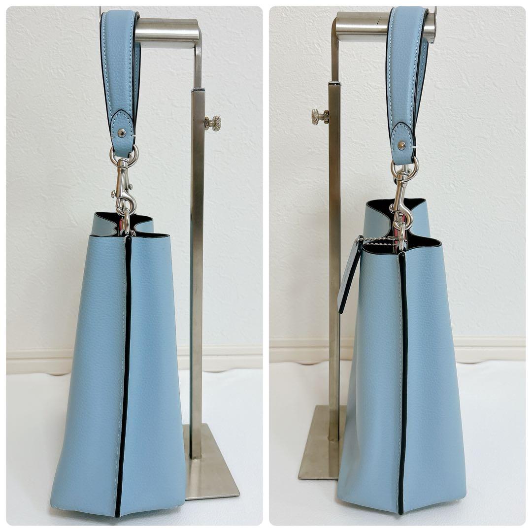 極美品 コーチ モリー バケットバッグ 22 2way レザー ショルダー 水色