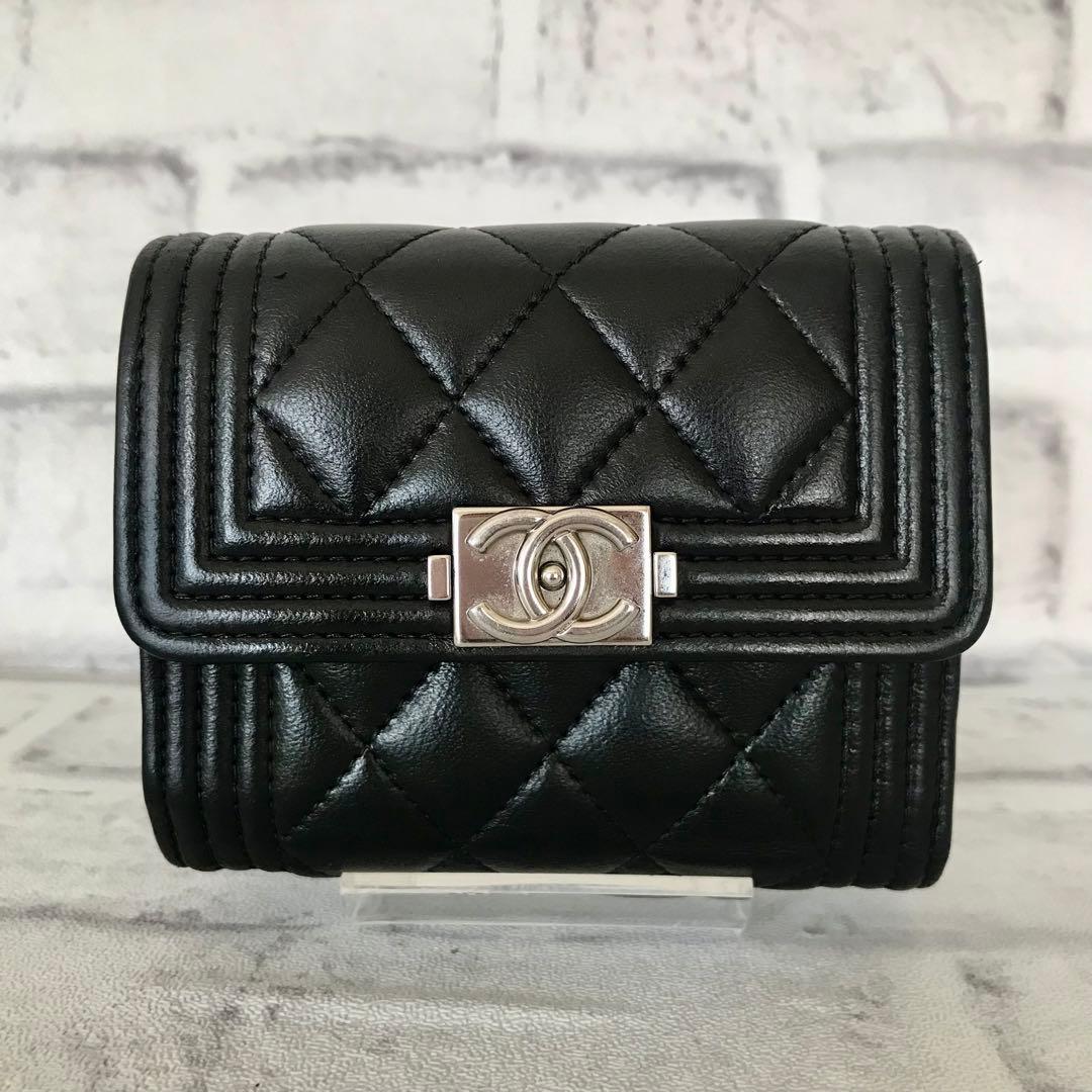 正規品】CHANEL ボーイシャネル 三つ折財布 ラムスキン